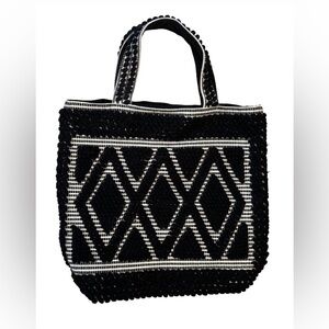 Bay Sky tote 19” x 21.5” x 6.5” blk & wht  beach coastal